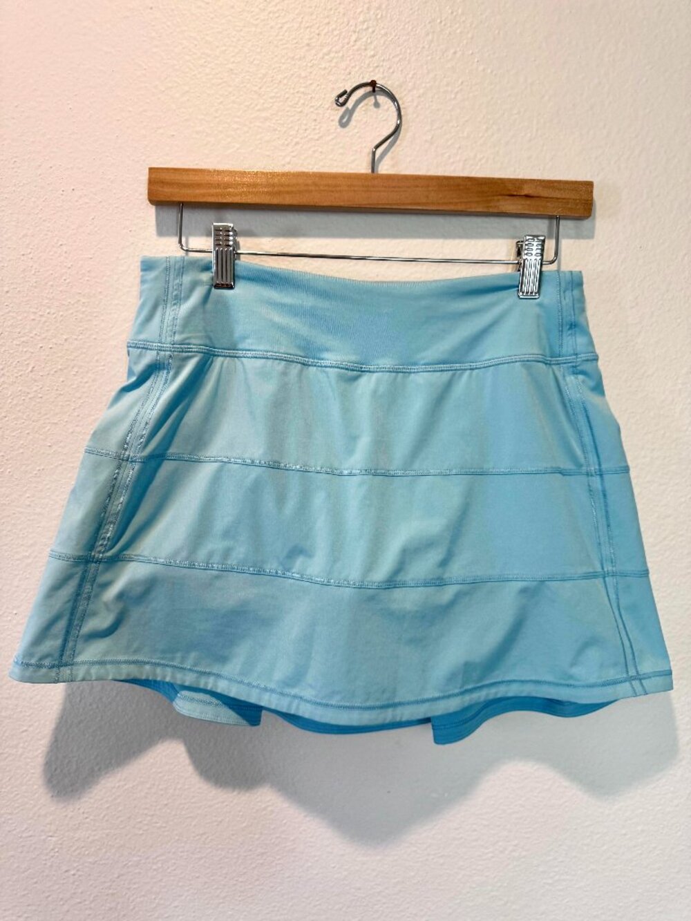 Lululemon Run Pace Rival Skirt Aqua Size 6